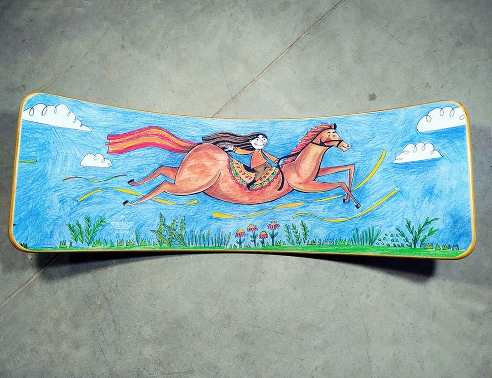 Girl on Horse Balance Board - لوح التوازن (فتاة على حصان)